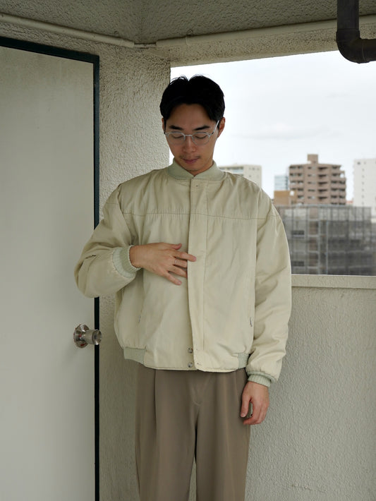 Pale Tone Over Blouson